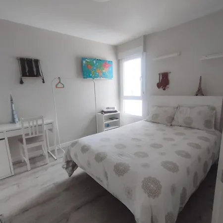 Atico Fdez Vega Con Terraza Y Vistas *